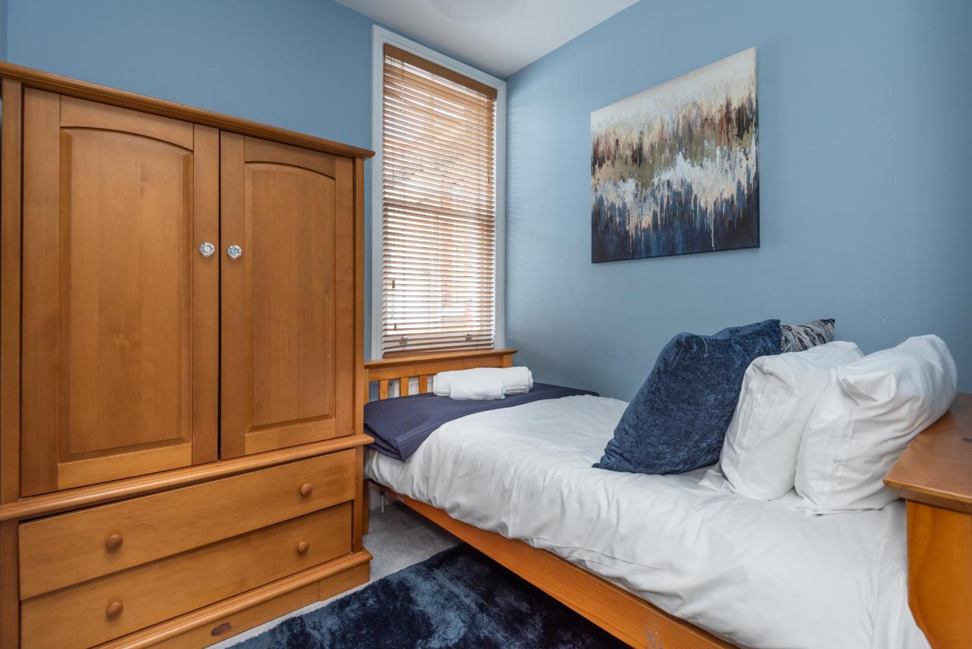 Lrg Stunning 4bd Crouchend House * Londra