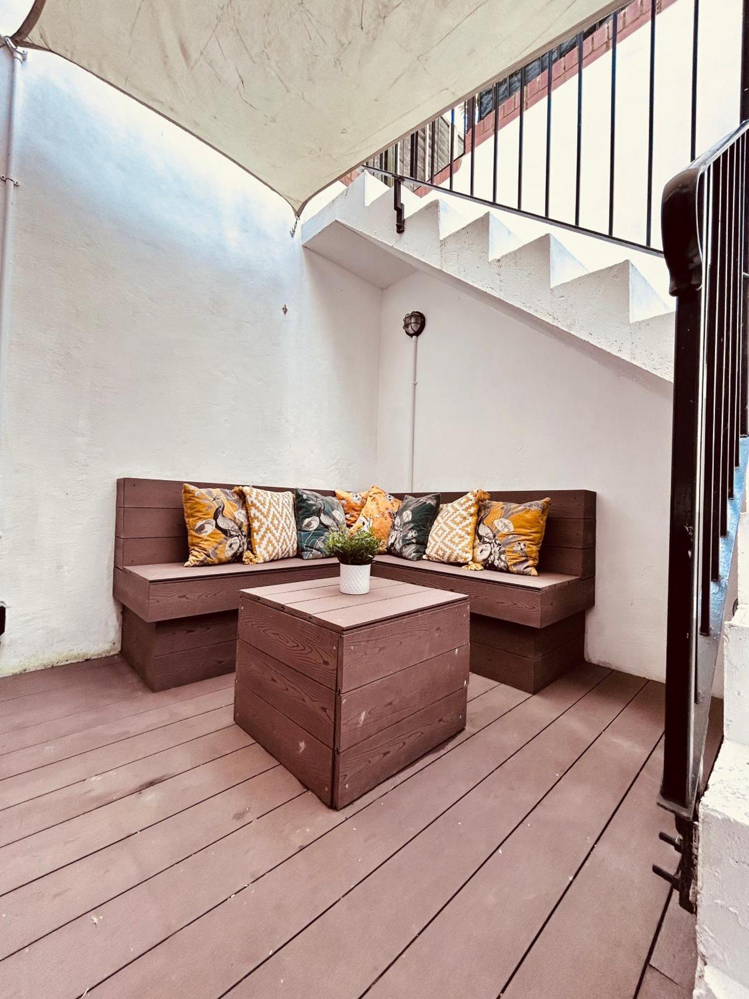 Lrg Stunning 4bd Crouchend House *